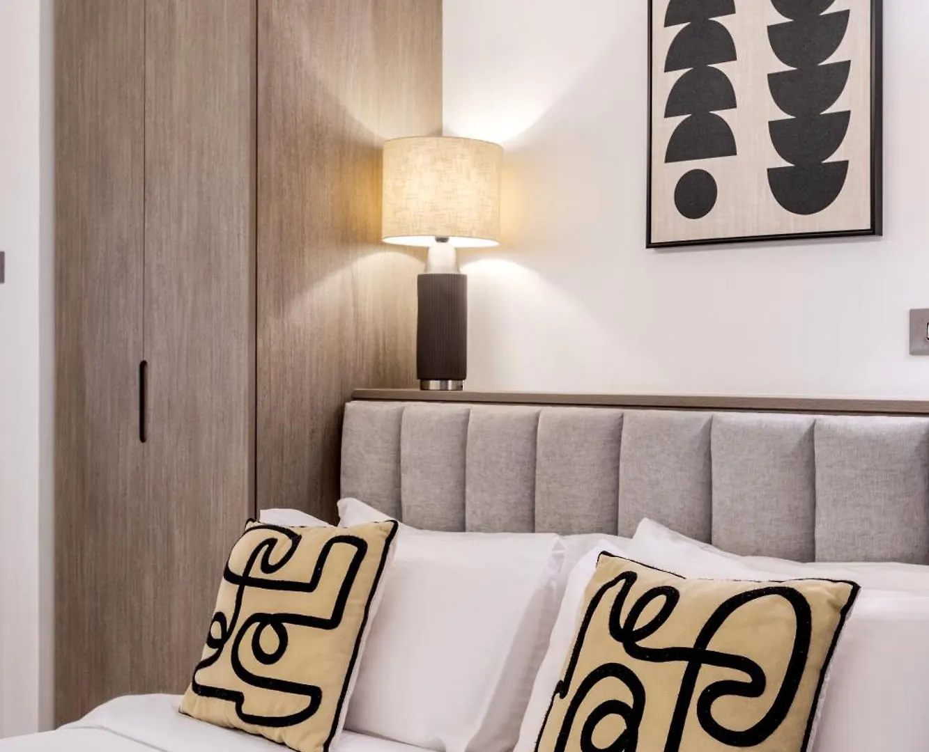 Stylish Studio Walk To Dubai Mall & Burj Khalifa 아파트